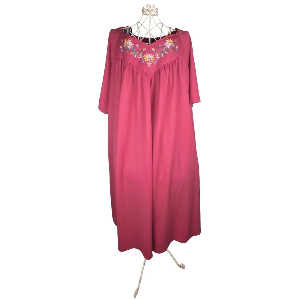 Only‎ Necessities Vintage Maxi Kaftan Nightgown Bright Pink Floral Size 2xl